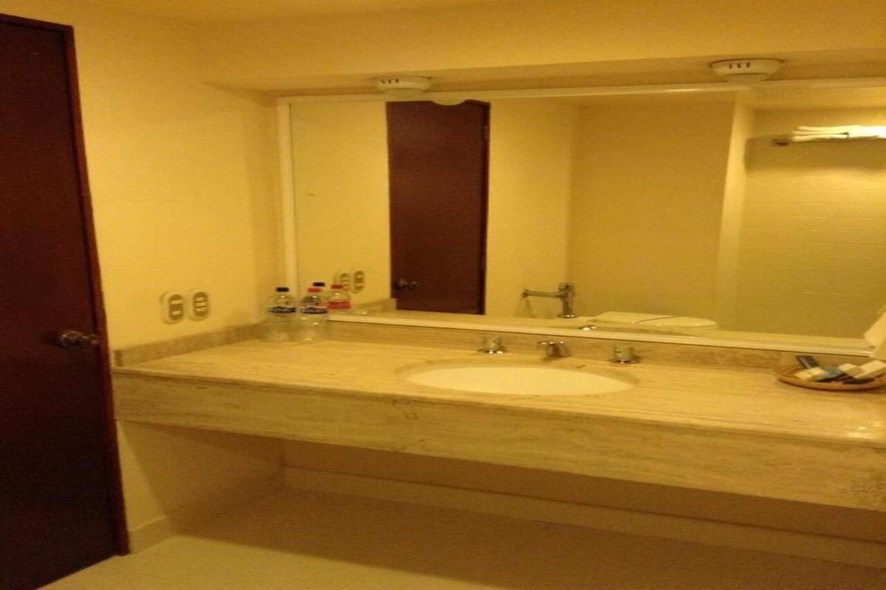 Hotel Real De Uruapan Uruapan  Εξωτερικό φωτογραφία